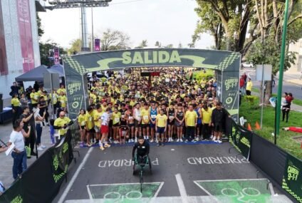 ¡Más de mil corredoras y corredores unidos contra la extorsión en Uruapan! 🏃‍♂️
