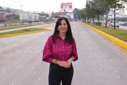 Continúa obra histórica en Uruapan: Gaby Molina Continúa obra histórica en Uruapan: Gaby Molina