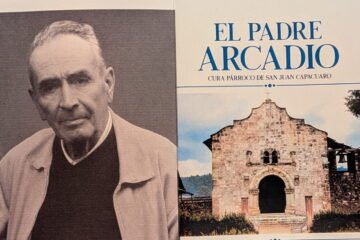 Homenaje al Padre Arcadio Méndez en Capacuaro Homenaje al Padre Arcadio Méndez en Capacuaro