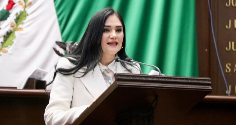 Propone Diana Espinoza, emplacamiento de origen para acabar con permisos irregulares