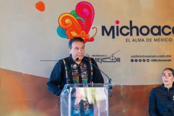 Gobierno estatal destina 4 mdp a 56 municipios para fortalecer la Noche de Muertos