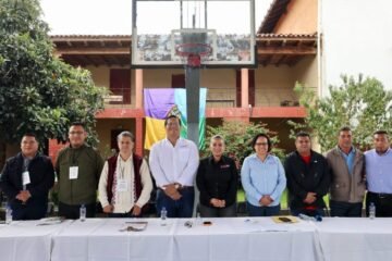 Celebra Bedolla incorporación de Huecorio a los autogobiernos; suman 55 en Michoacán