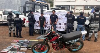 SSP detiene en Uruapan a dos hombres con 448 cajetillas de cigarros ilegales SSP detiene en Uruapan a dos hombres con 448 cajetillas de cigarros ilegales