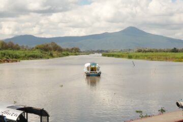 Listos canales de navegación del lago de Pátzcuaro para la Noche de Muertos