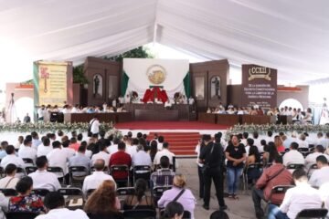 El Congreso del Estado entrega Condecoracion «Constitución de 1814» al Colegio de Abogadas de Michoacán El Congreso del Estado entrega Condecoracion «Constitución de 1814» al Colegio de Abogadas de Michoacán