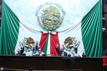 Designa 76 Legislatura al Colegio de Abogadas de Michoacán como recipiendario de Presea “Constitución de 1814”