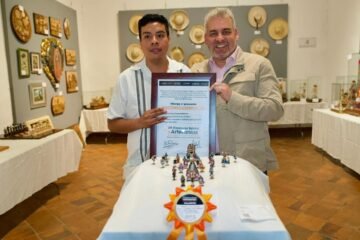 Reconocerá Bedolla a hombres y mujeres artesanas en el 57 Concurso Estatal de Pátzcuaro