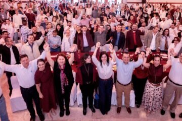 Torres Piña reconoce liderazgo de Gaby Molina Torres Piña reconoce liderazgo de Gaby Molina