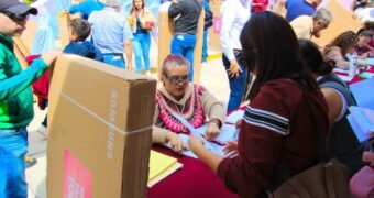 Entrega SEE 150 pantallas como parte de la renovación tecnológica