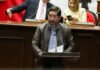 Abraham Espinoza presenta iniciativa para prohibir que niñas y niños viajen sin protección en motocicletas