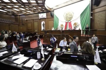 No más reelección inmediata y nepotismo en procesos electorales, una realidad en Michoacán: 76 Legislatura No más reelección inmediata y nepotismo en procesos electorales, una realidad en Michoacán: 76 Legislatura